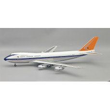 IF742SA0426P - 1/200 SOUTH AFRICAN AIRWAYS BOEING 747-244B REG. ZS-SAP WITH STAND AND MAGNETIC GEAR