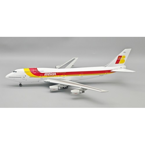 IF743IB0426 - 1/200 IBERIA B747-300 TF-ATJ (AIR ATLANTA) MAGNETIC WITH STAND