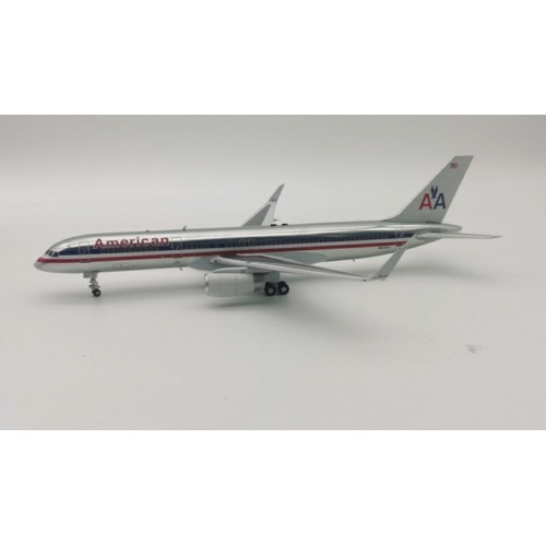 IF752AA0822P - 1/200 AMERICAN AIRLINES BOEING 757-200 N612AA WITH STAND