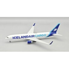 IF763FI0726 - 1/200 ICELANDAIR CARGO BOEING 767-319(ER)(BCF) TF-ISP WITH STAND
