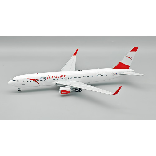 IF763OE0526 - 1/200 AUSTRIAN AIRLINES BOEING 767-31A/ER OE-LAT WITH STAND