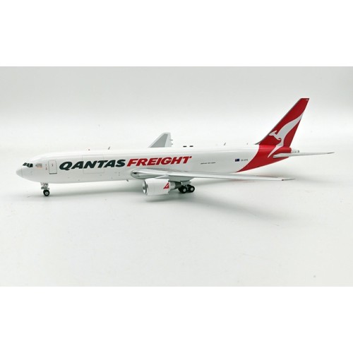 IF763QF0124 - 1/200 QANTAS FREIGHT BOEING 767-381F/ER VH-EFR