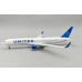 IF763UA0425 - 1/200 UNITED 767-300 N671UA WITH STAND