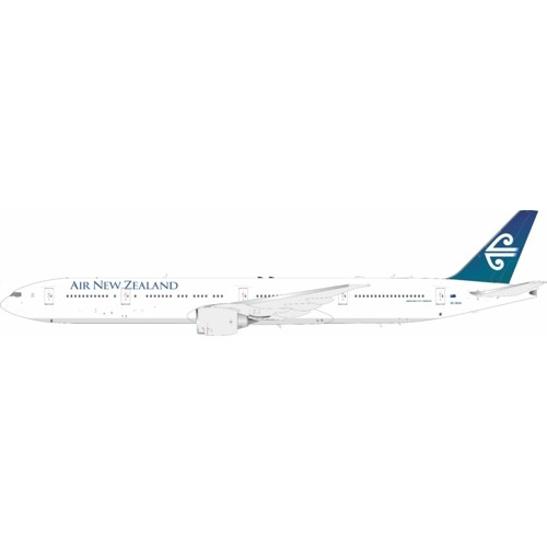 IF773NZ1223 - 1/200 AIR NEW ZEALAND BOEING 777-319/ER ZK-OKM WITH STAND LTD 100 MODELS