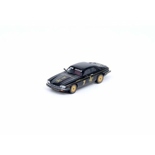 IN64XJSMGP22JPS - 1/64 1984 JAGUAR XJ-S NO.7 JHON PLAYER SPECIAL WINNER MACAU GUIA RACE, BLACK/GOLD