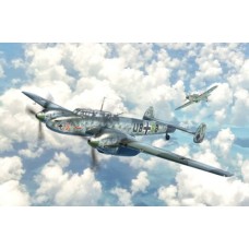IT049 - 1/72 BF-110 C3/C4 ZERSTORER (PLASTIC KIT)
