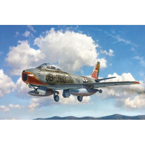 IT2799 - 1/48 F-86E SABRE (PLASTIC KIT)