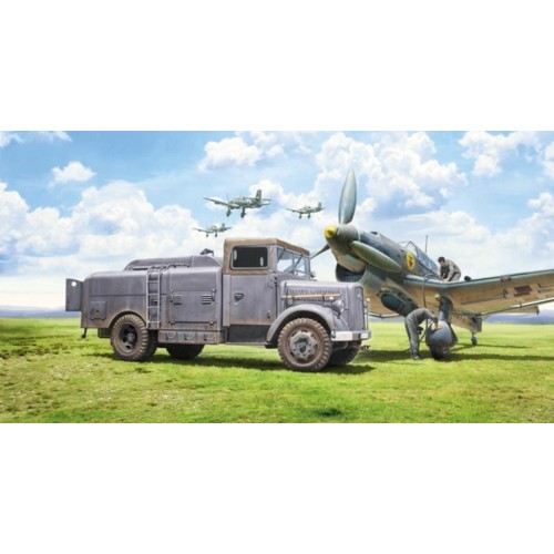 IT2808 - 1/48 OPEL BLITZ TANKWAGEN KFZ. 385 BATTLE OF BRITAIN 80TH (PLASTIC KIT)