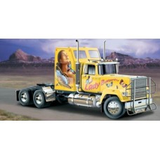 IT3820 - 1/24 US SUPERLINER (PLASTIC KIT)