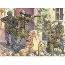 IT6045 - 1/72 WORLD WAR II GERMAN PARATROOPERS (PLASTIC KIT)