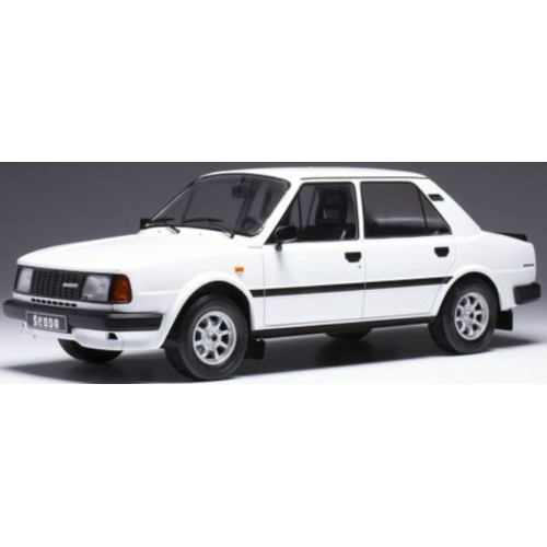 IX18CMC158 - 1/18 SKODA 130 L WHITE 1988