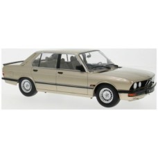 IX18CMC184 - 1/18 BMW 520I (E28) GOLD 1987