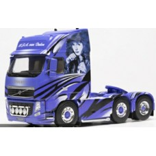 IXTR244 - 1/43 VOLVO FH16 LILAC 2003