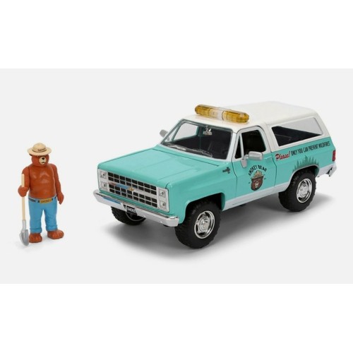 JAD36294 - 1/24 CHEVY BLAZER WITH SMOKEY BEAR 1980