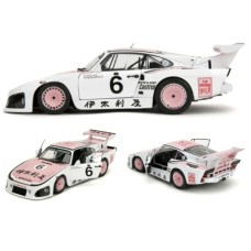 JAD36386 - 1/18 PINK SLIPS W4 - 1981 PORSCHE 935 K3