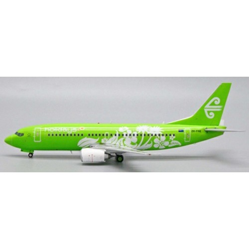 JC20074 - 1/200 AIR NEW ZEALAND BOEING 737-300 HOLIDAYS REG: ZK-FRE WITH STAND