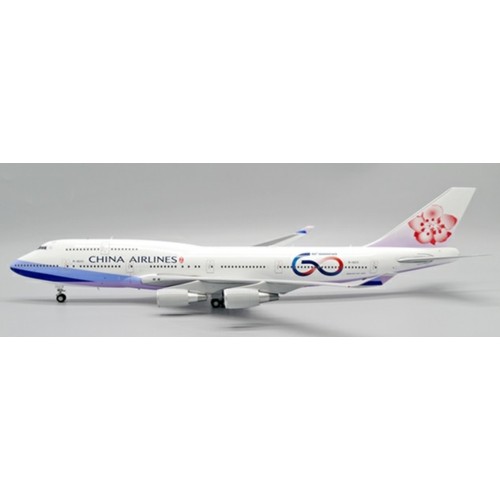 JC20093 - 1/200 CHINA AIRLINES BOEING 747-400 60TH ANNIVERSARY REG: B-18210 WITH STAND