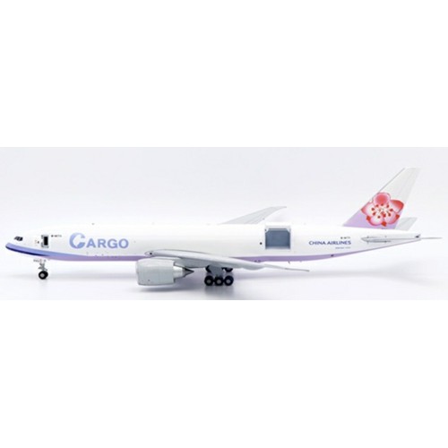 JC20101C - 1/200 CHINA AIRLINES CARGO BOEING 777F INTERACTIVE SERIES REG: B-18771 WITH STAND