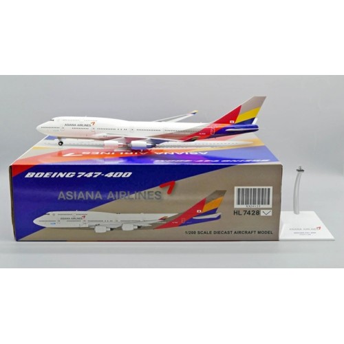 JC20125 - 1/200 ASIANA AIRLINES BOEING 747-400 LAST FLIGHT HL7428 WITH STAND