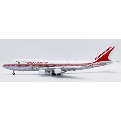 JC20202 - 1/200 AIR INDIA BOEING 747-400 POLISHED REG: VT-ESO WITH STAND
