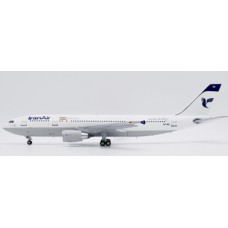 JC20210 - 1/200 IRAN AIR AIRBUS A300-600R OC REG: EP-IBD WITH STAND