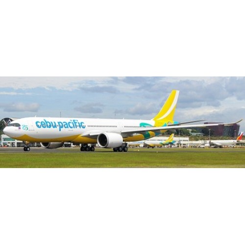 JC20235 - 1/200 CEBU PACIFIC AIR AIRBUS A330-900NEO REG RP-C3900 WITH STAND