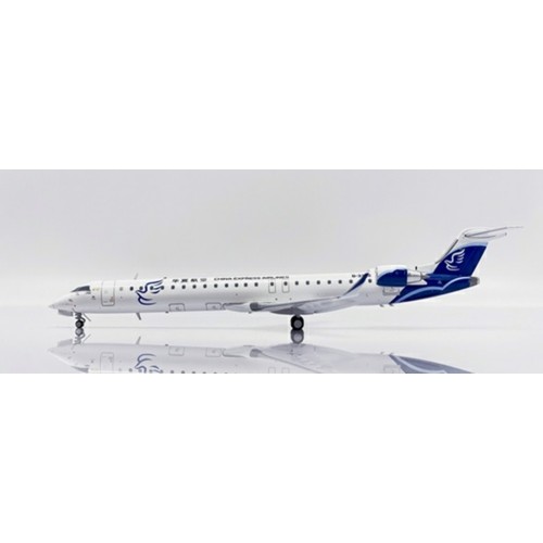 JC20340 - 1/200 CHINA EXPRESS AIRLINES BOMBARDIER CRJ-900LR REG: B-3382 WITH STAND LIMITED 44PCS