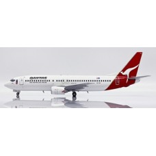 JC20392 - 1/200 QANTAS BOEING 737-400 75 YEARS REG: VH-TJW WITH STAND