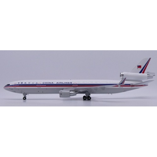 JC20415 - 1/200 CHINA AIRLINES MCDONNELL DOUGLAS MD-11 OC REG: B-151 WITH STAND