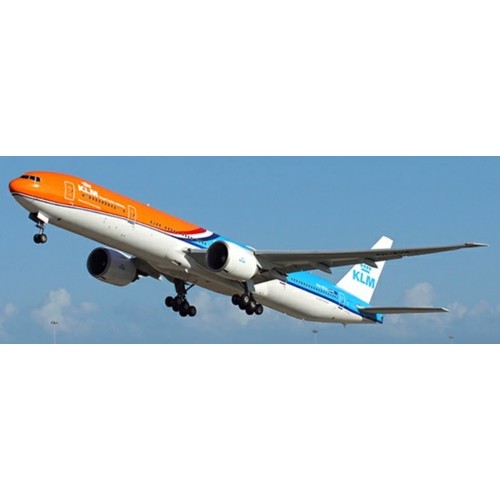 JC20449 - 1/200 KLM ROYAL DUTCH AIRLINES BOEING 777-300ER ORANGE PRIDE REG: PH-BVA WITH STAND