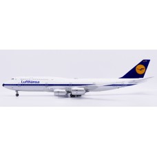 JC20454 - 1/200 LUFTHANSA BOEING 747-8 RETRO REG: D-ABYT WITH STAND