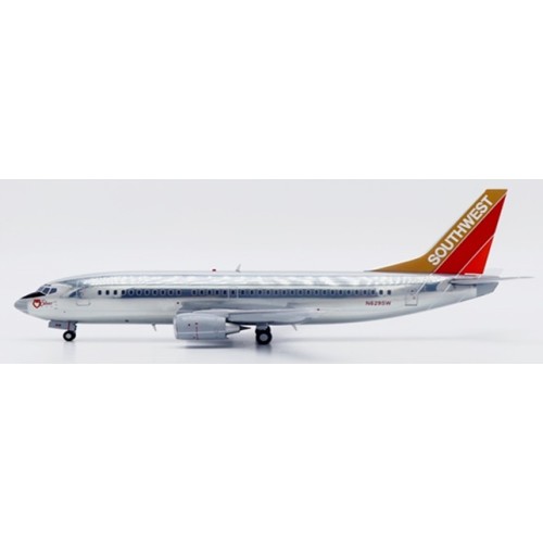 JC20582 - 1/200 SOUTHWEST AIRLINES BOEING 737-300 SILVER ONE POLISHED REG: N629SW WITH STAND