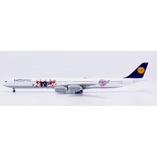 JC20689 - 1/200 LUFTHANSA AIRBUS A340-600 OC FC BAYERN MUNCHEN REG: D-AIHK WITH STAND
