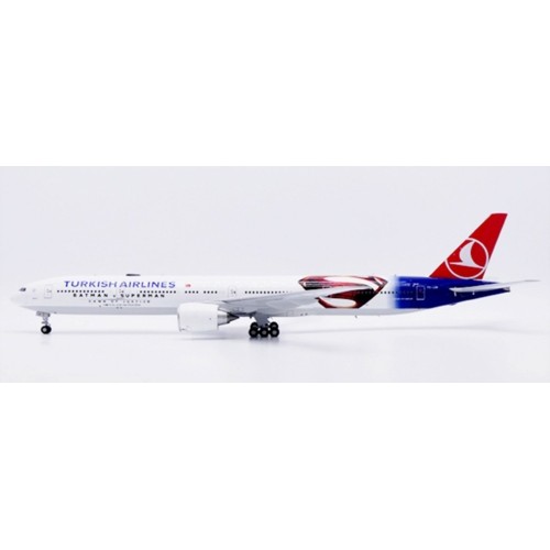 JC20704 - 1/200 TURKISH AIRLINES BOEING 777-300ER BATMAN V SUPERMAN REG: TC-JJN WITH STAND
