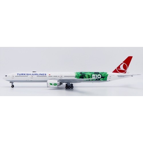 JC20705 - 1/200 TURKISH AIRLINES BOEING 777-300ER BIOFUEL REG: TC-LJH WITH STAND