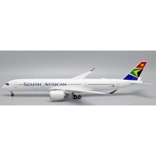 JC2429 - 1/200 SOUTH AFRICAN AIRWAYS AIRBUS A350-900XWB REG: ZS-SDF WITH STAND