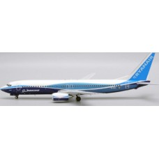 JC2497 - 1/200 RYANAIR BOEING 737-800 DREAMLINER REG: EI-DCL WITH STAND