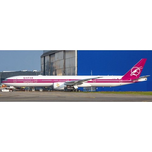 JC40068A - 1/400 QATAR AIRWAYS BOEING 777-300(ER) RETRO LIVERY FLAP DOWN REG: A7-BAC WITH ANTENNA