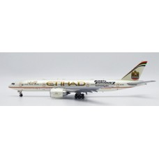 JC40111 - 1/400 ETIHAD AIRWAYS BOEING 777-200LR FAST AND FURIOUS 7 REG: A6-LRE WITH ANTENNA