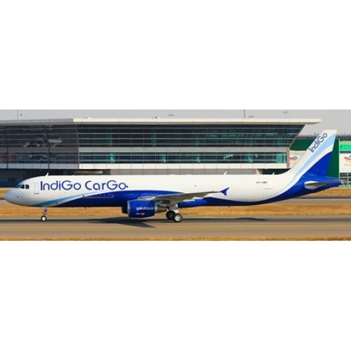 JC40173 - 1/400 INDIGO CARGO AIRBUS A321(P2F) REG: VT-IKX WITH ANTENNA