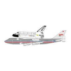 JC40341 - 1/400 NASA BOEING 747-100 POLISHED WITH SPACE SHUTTLE REG: N905NA WITH ANTENNA