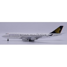 JC40701 - 1/400 SINGAPORE AIRLINES BOEING 747-400 STAR ALLIANCE REG: 9V-SPP WITH ANTENNA