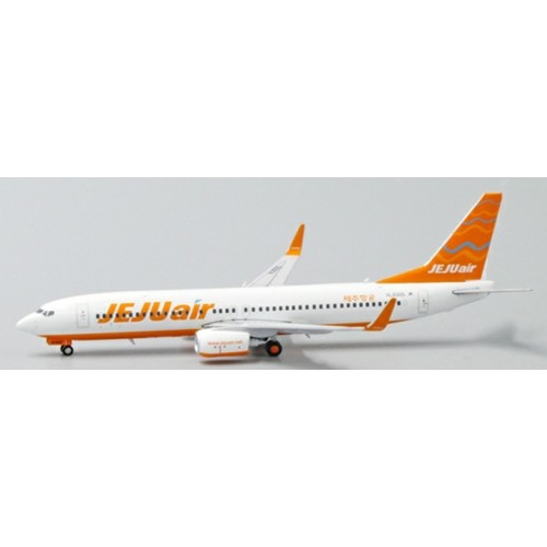 JC4197 - 1/400 JEJU AIR BOEING 737-800 REG: HL8305 WITH ANTENNA