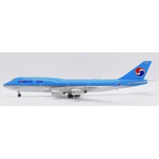 JC7477 - 1/200 KOREAN AIR BOEING 747-400 OLD TITLES REG: HL7477 WITH STAND