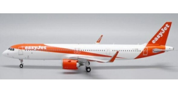 JCEW221N004 - 1/200 EASYJET AIRBUS A321NEO REG: G-UZME WITH STAND