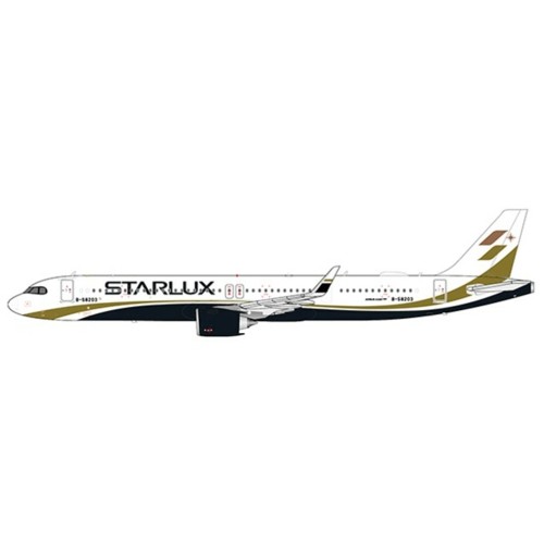 JCEW221N008 - 1/200 STARLUX AIRBUS A321NEO REG: B-58203 WITH STAND