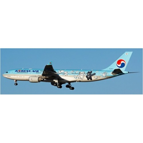 JCEW2332001 - 1/200 KOREAN AIR AIRBUS A330-200 REG: HL8227 