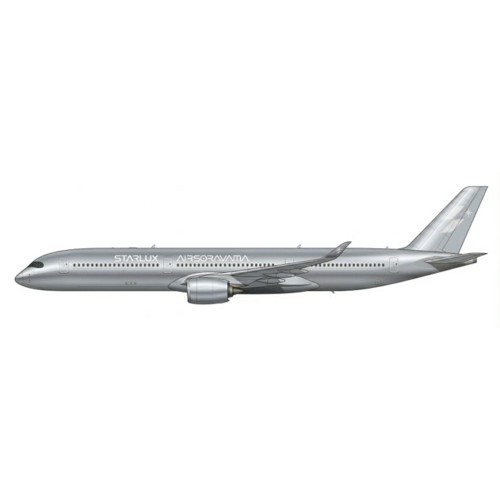 JCEW235K003 - 1/200 STARLUX AIRLINES AIRBUS A350-1000XWB AIRSORAYAMA SILVER REG: B-58553 WITH STAND