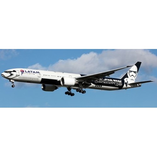 JCEW277W003 - 1/200 LATAM BOEING 777-300ER GALAXY'S EDGE REG: PT-MUA WITH STAND