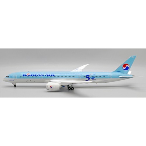 JCEW2789011 - 1/200 KOREAN AIR BOEING 787-9 DREAMLINER BEYOND 50 YEARS OF EXCELLENCE REG: HL8082 WITH STAND